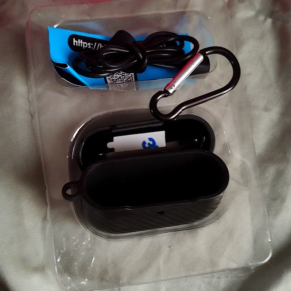 SOLD - Picture 3 of 4